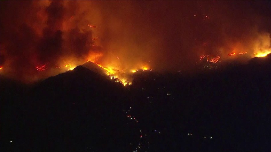 A fast-moving brush fire was burning in the Santa Paula area on Dec. 4, 2017. (Credit: KTLA)