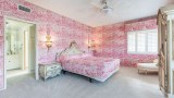 One of the bedrooms in the "Brady Bunch" home. (Credit: Anthony Barcelo)