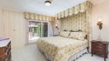 A view of another bedroom in the "Brady Bunch" home. (Credit: Anthony Barcelo)