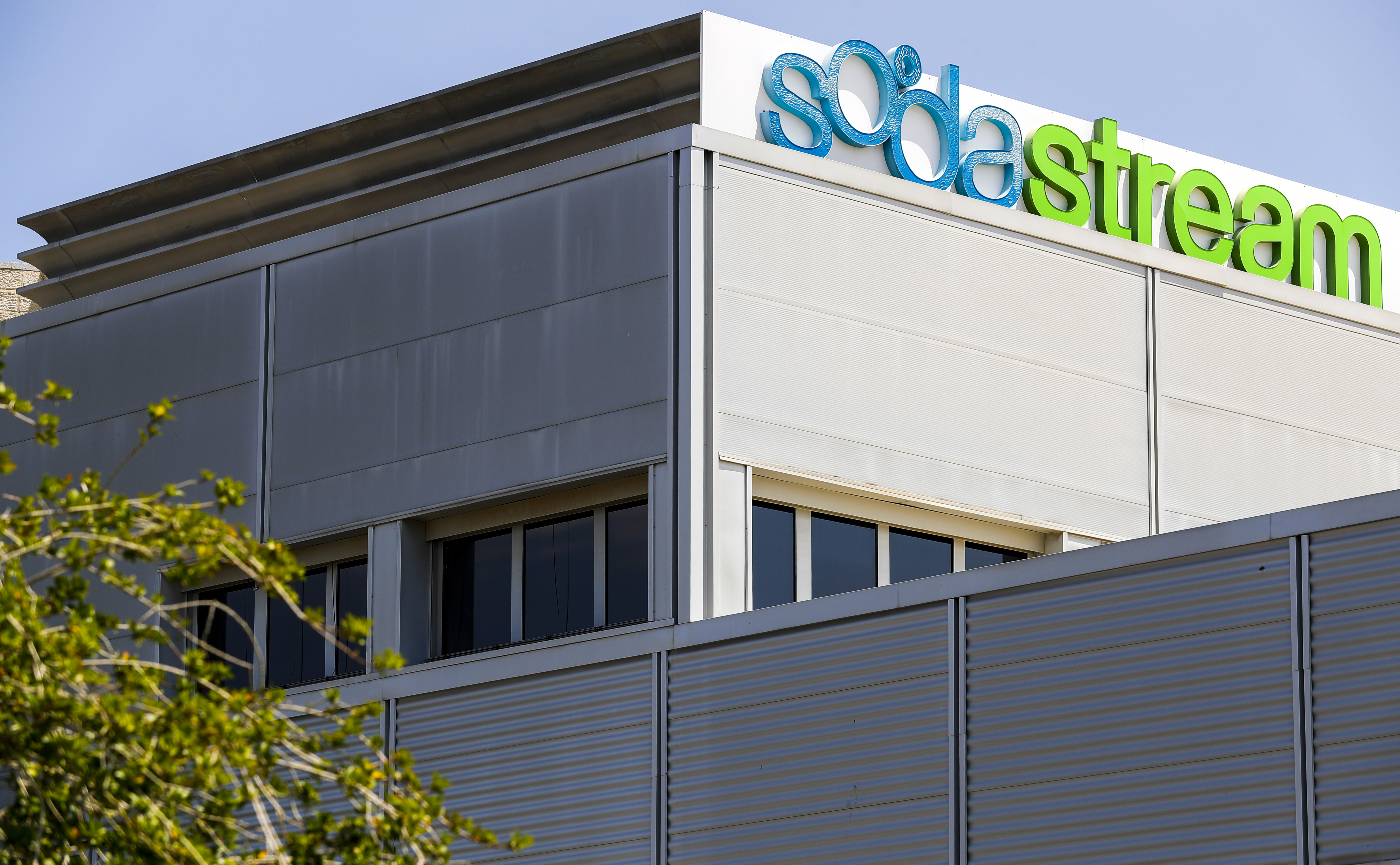 A picture taken August 20, 2018 shows the head offices of SodaStream, an Israeli maker of carbonation products, in the city of Lod, 15 kilometres southeast of Tel Aviv. (Credit: JACK GUEZ/AFP/Getty Images)