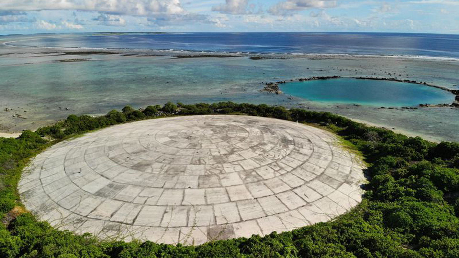 The Department of Energy has disclosed radioactive shellfish in a lagoon near Runit Dome, where the U.S. entombed waste from U.S. nuclear testing. (Credit: Carolyn Cole / Los Angeles Times)