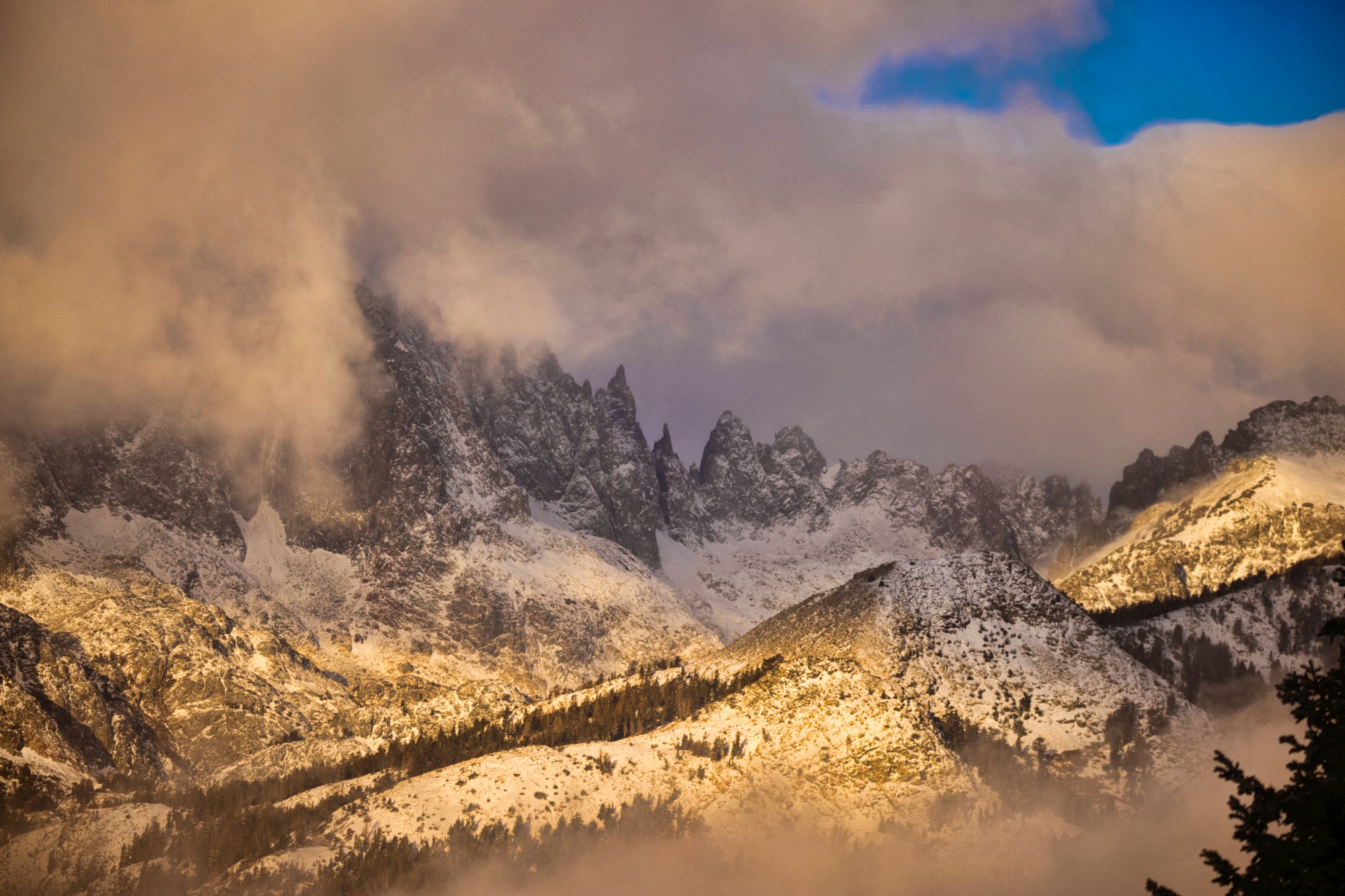 Snow falls on Mammoth Mountain Monday, Oct. 18, 2021, in Mammoth Lakes, Calif. (Peter Morning/MMSA via AP)