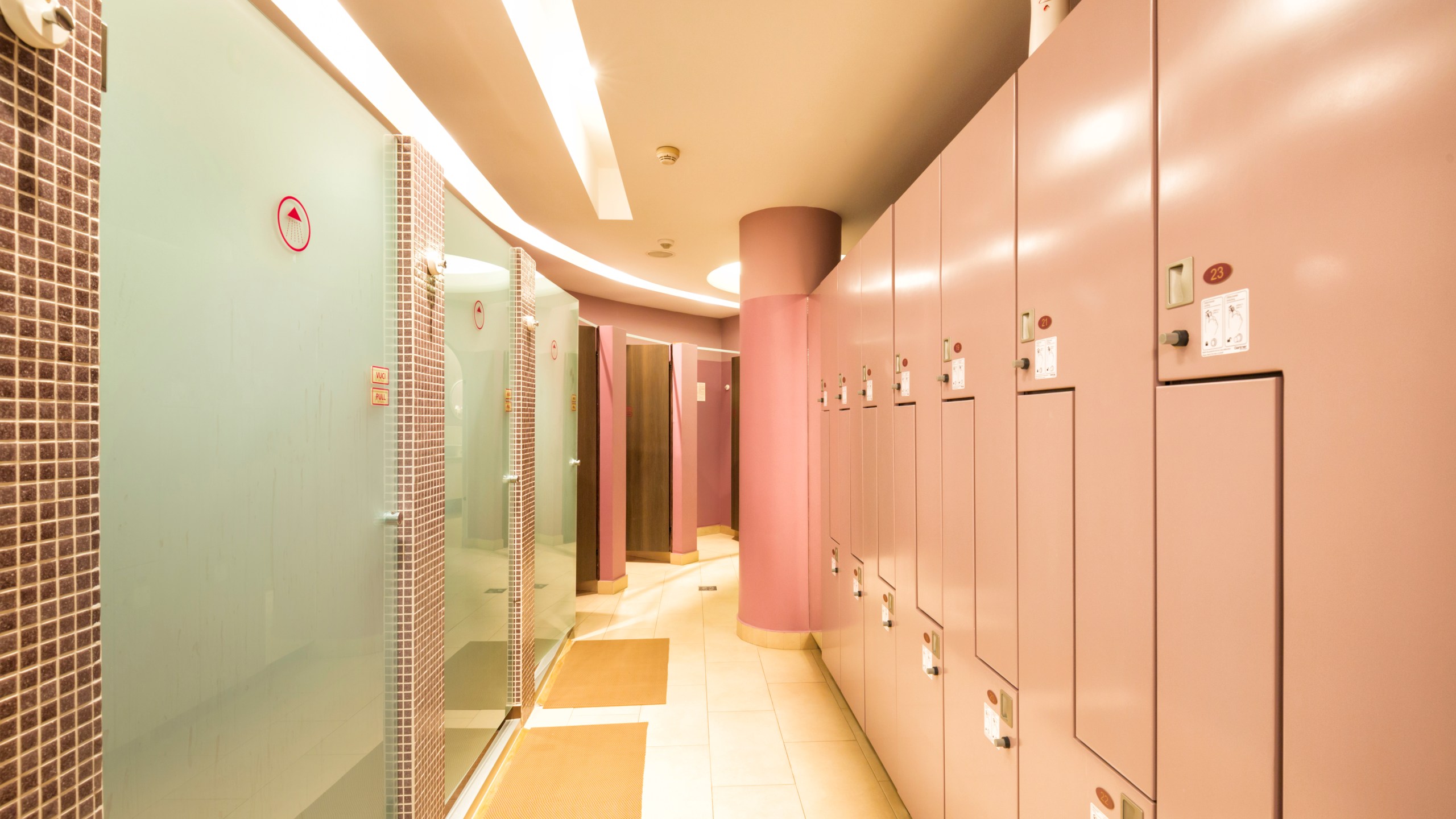A women’s locker room is seen in this undated file photo. (Getty Images)
