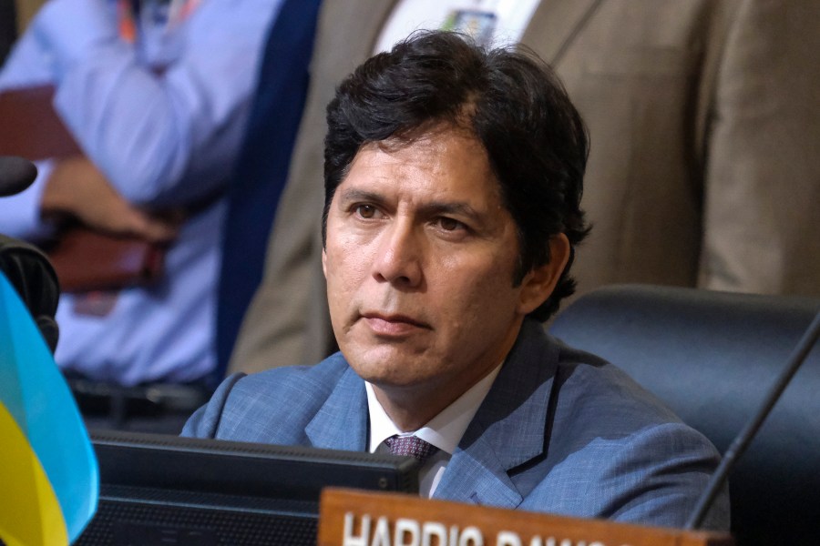 Los Angeles City Council member Kevin de León sits in chamber before starting the Los Angeles City Council meeting on Oct. 11, 2022. (Ringo H.W. Chiu/Associated Press)