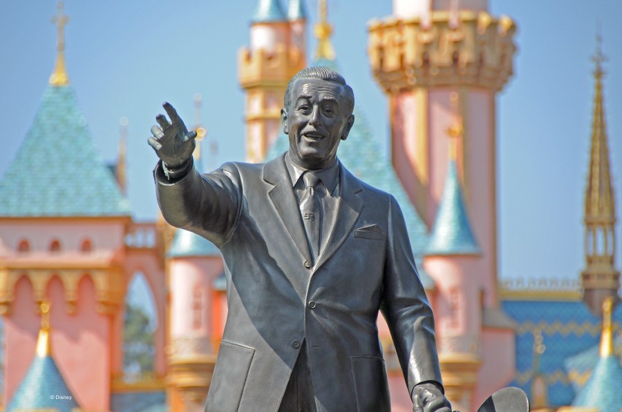Starting Oct. 5, 2022, guests can once again book guided tours at Disneyland Resort in Anaheim. (Bob Desmond/Disneyland Resort)