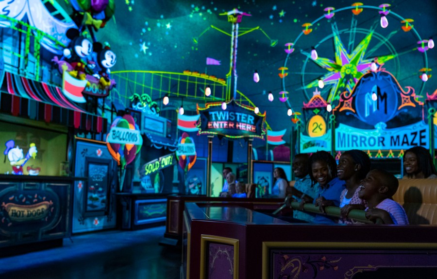Mickey & Minnie's Runaway Railway