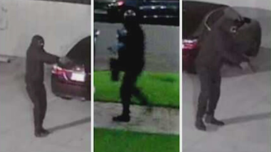 Authorities released these images of a man in his 30s suspected of robbing people at gunpoint on Mar. 15, 2023 in Larchmont Village (LAPD).