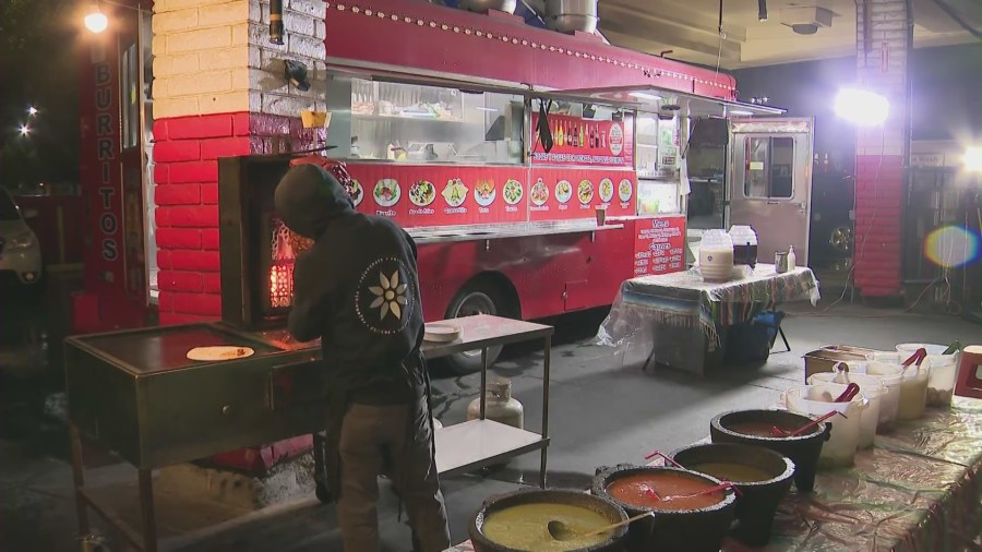 The Los Bros Taco Truck in Long Beach. (KTLA)