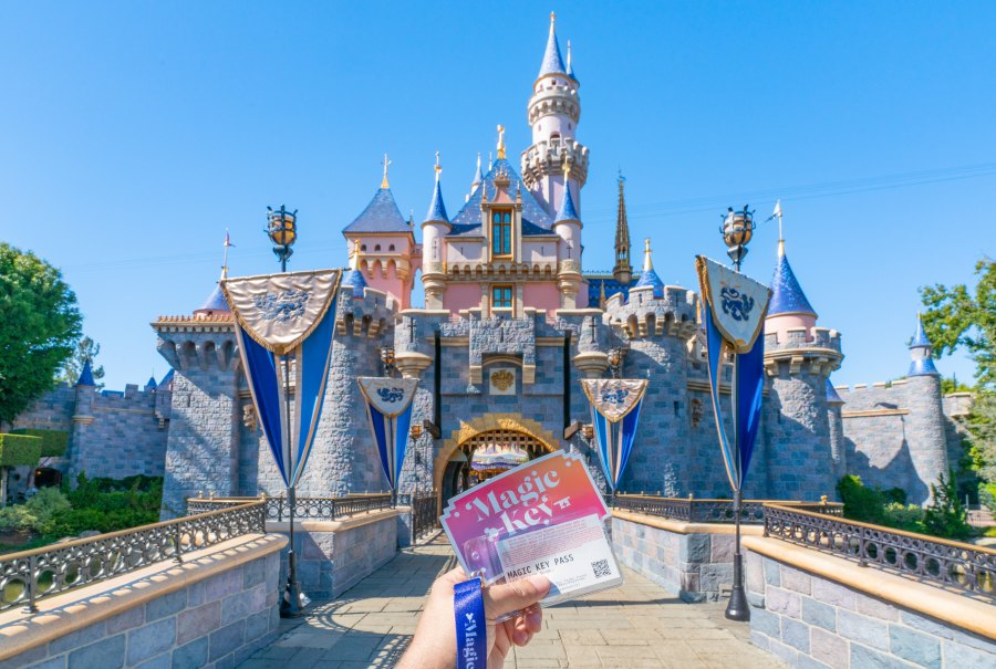 Disneyland Magic Key