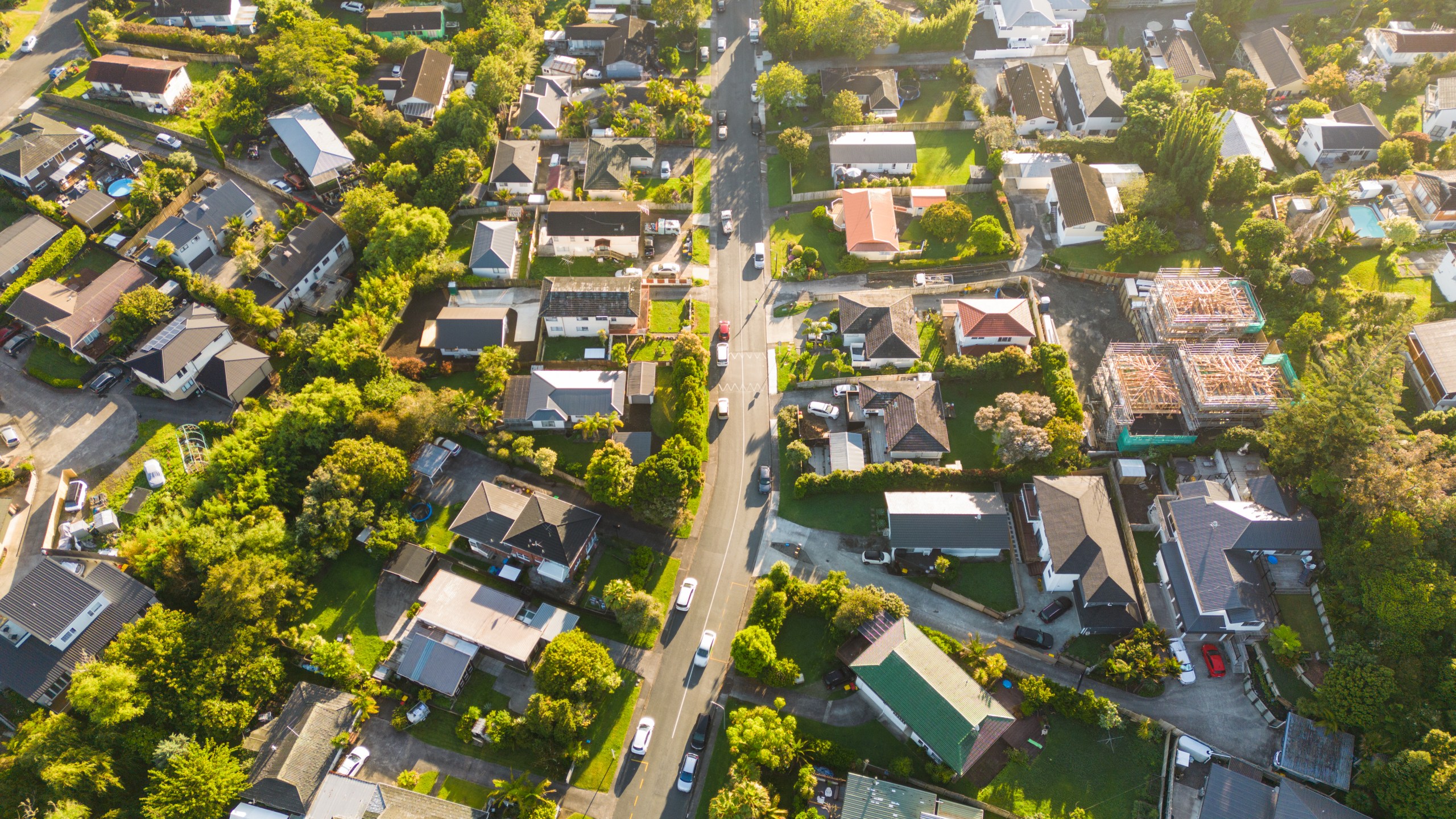 surburban homes in a neighborhood