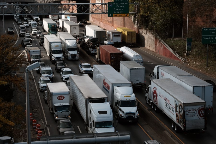 Cars and trucks move along the Cross Bronx Expressway on November 16, 2021 in New York City. (Getty Images)