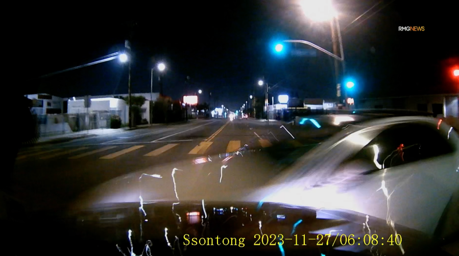 Mercedes driver blows through red light, slams into SUV