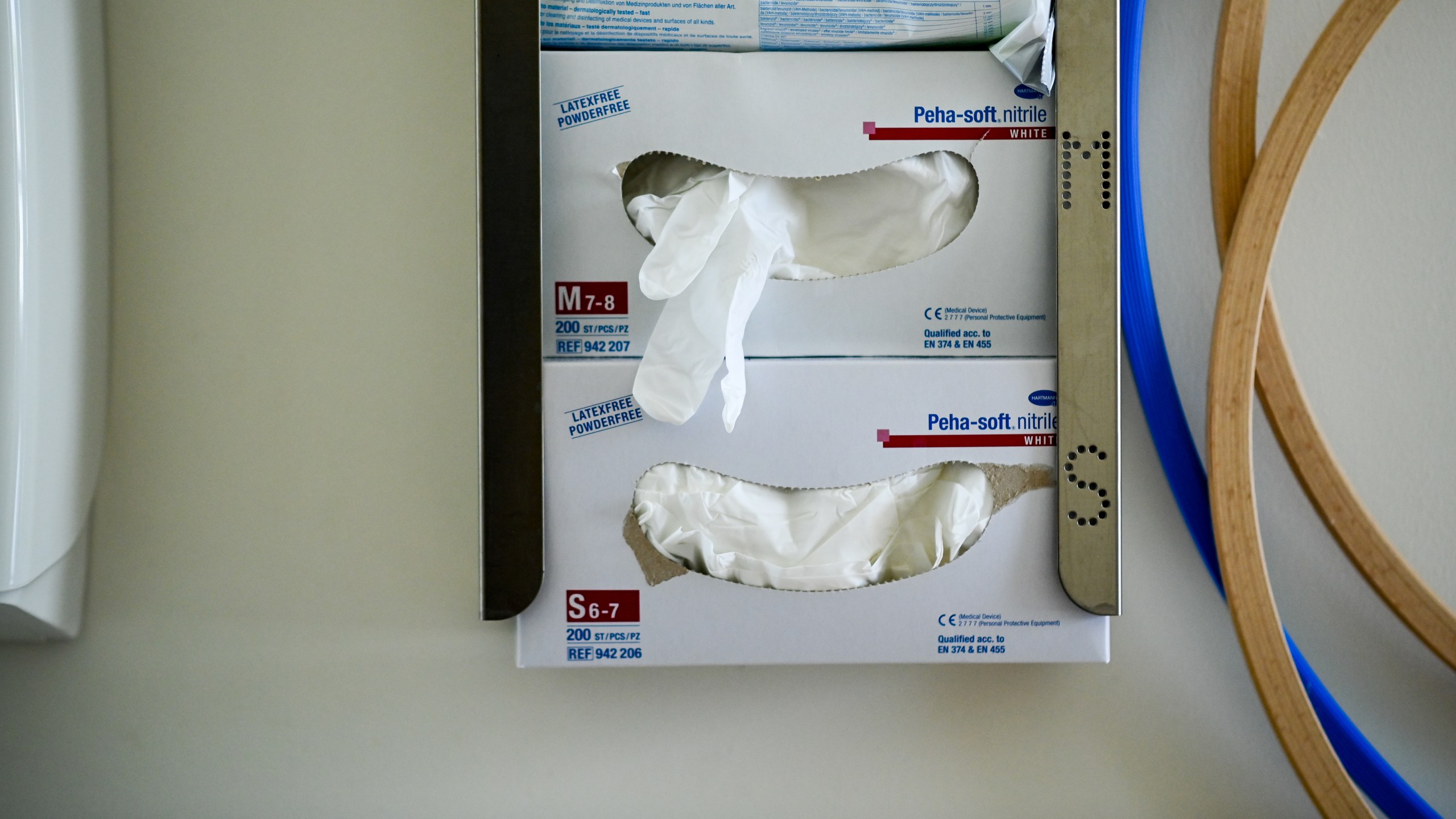 Nitrile gloves