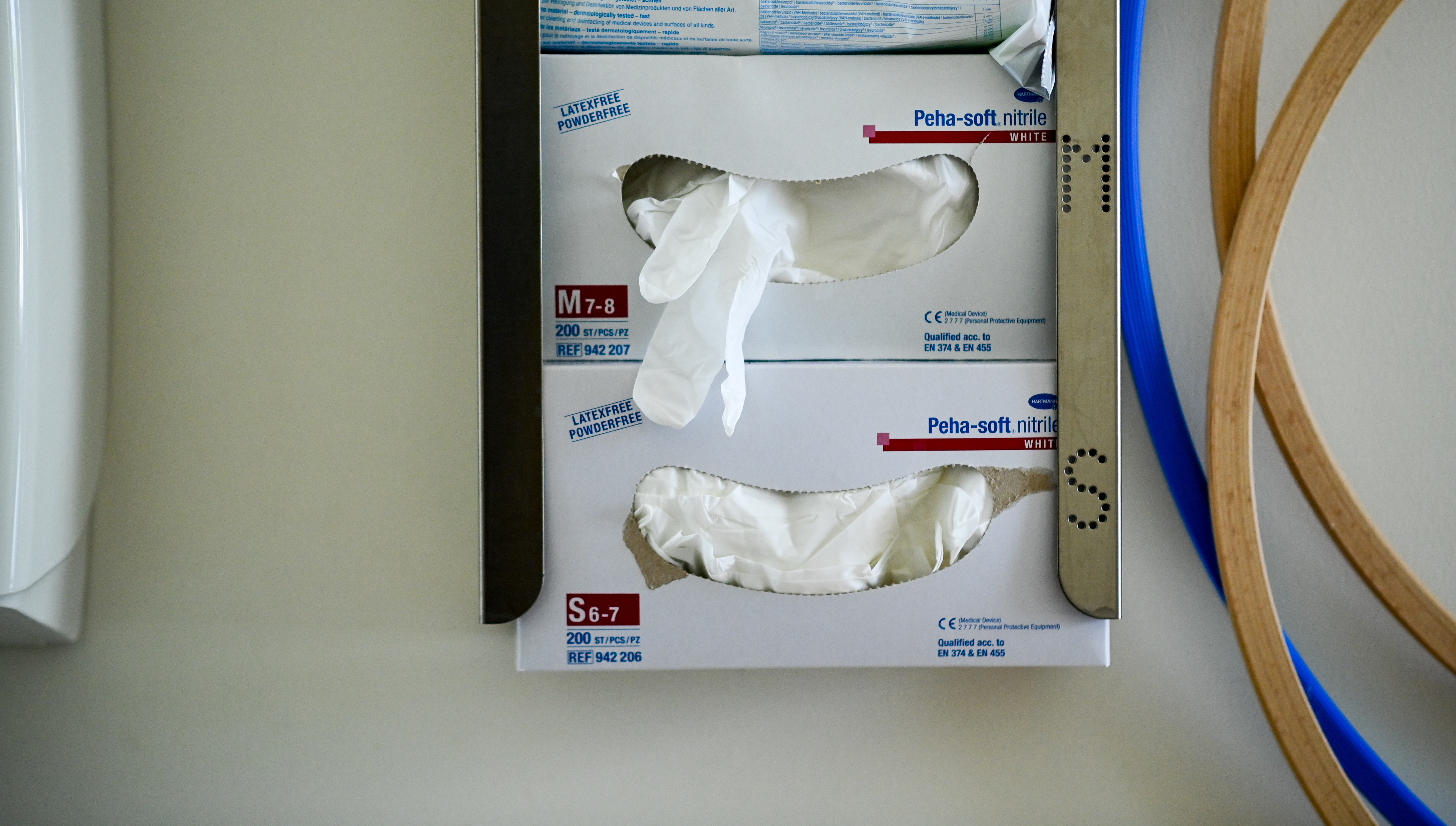 Nitrile gloves
