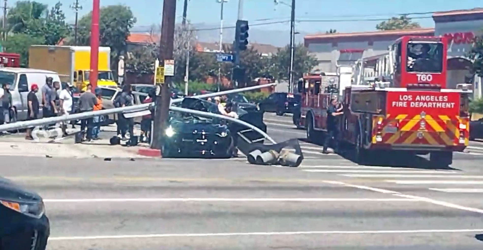 North Hollywood pole hit by vehicle