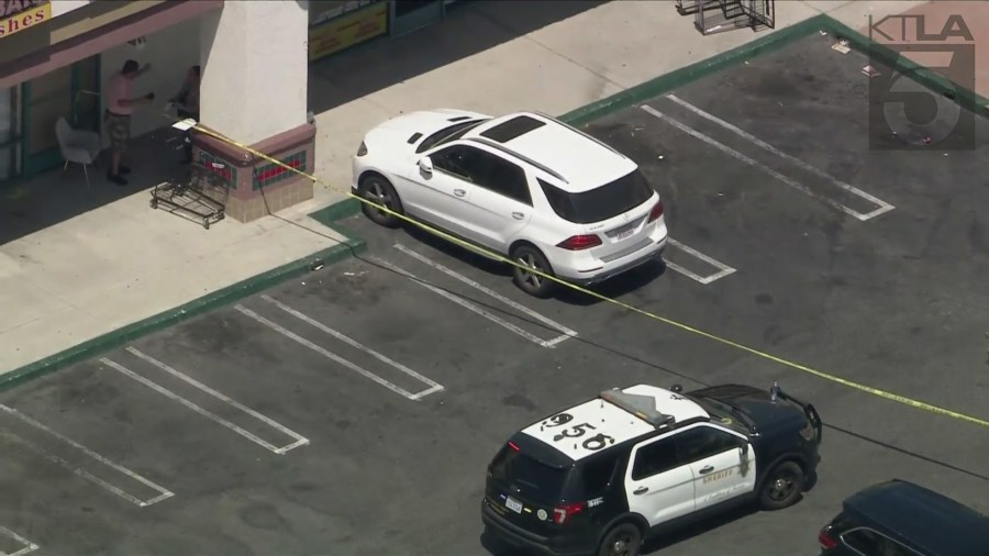 Norwalk robbery shooting