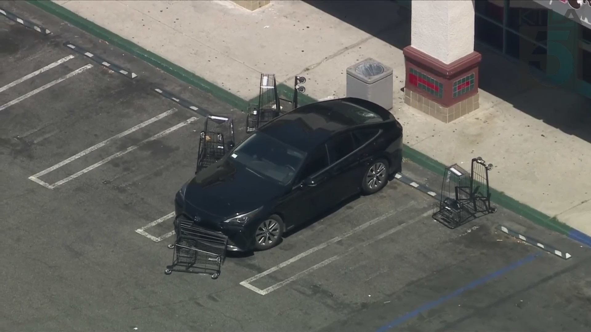 Norwalk robbery shooting
