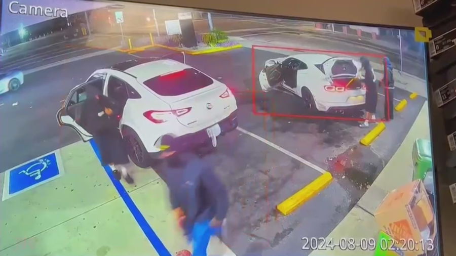 South Angeles smash-and-grab