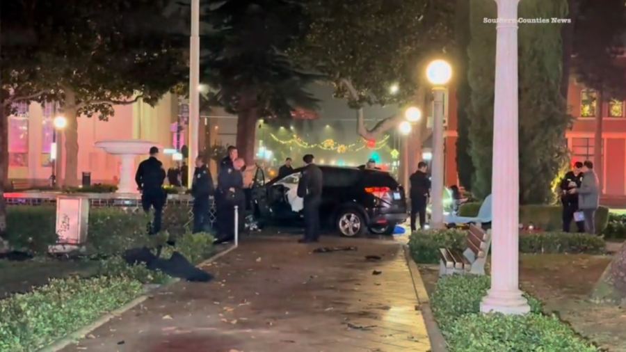 A speeding driver crashed into the historic Plaza Park fountain in Orange on Nov. 24, 2024. (Southern Counties News)