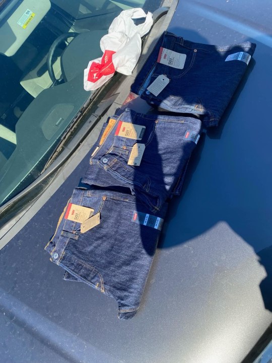 Ventura County shoplift with a cop