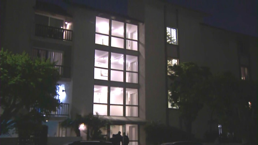 The Del Rey Plaza condominum building on Tuscany Avenue in Playa del Rey, California. (KTLA)