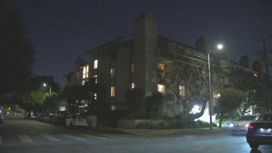 The Del Rey Plaza condominum building on Tuscany Avenue in Playa del Rey, California. (KTLA)