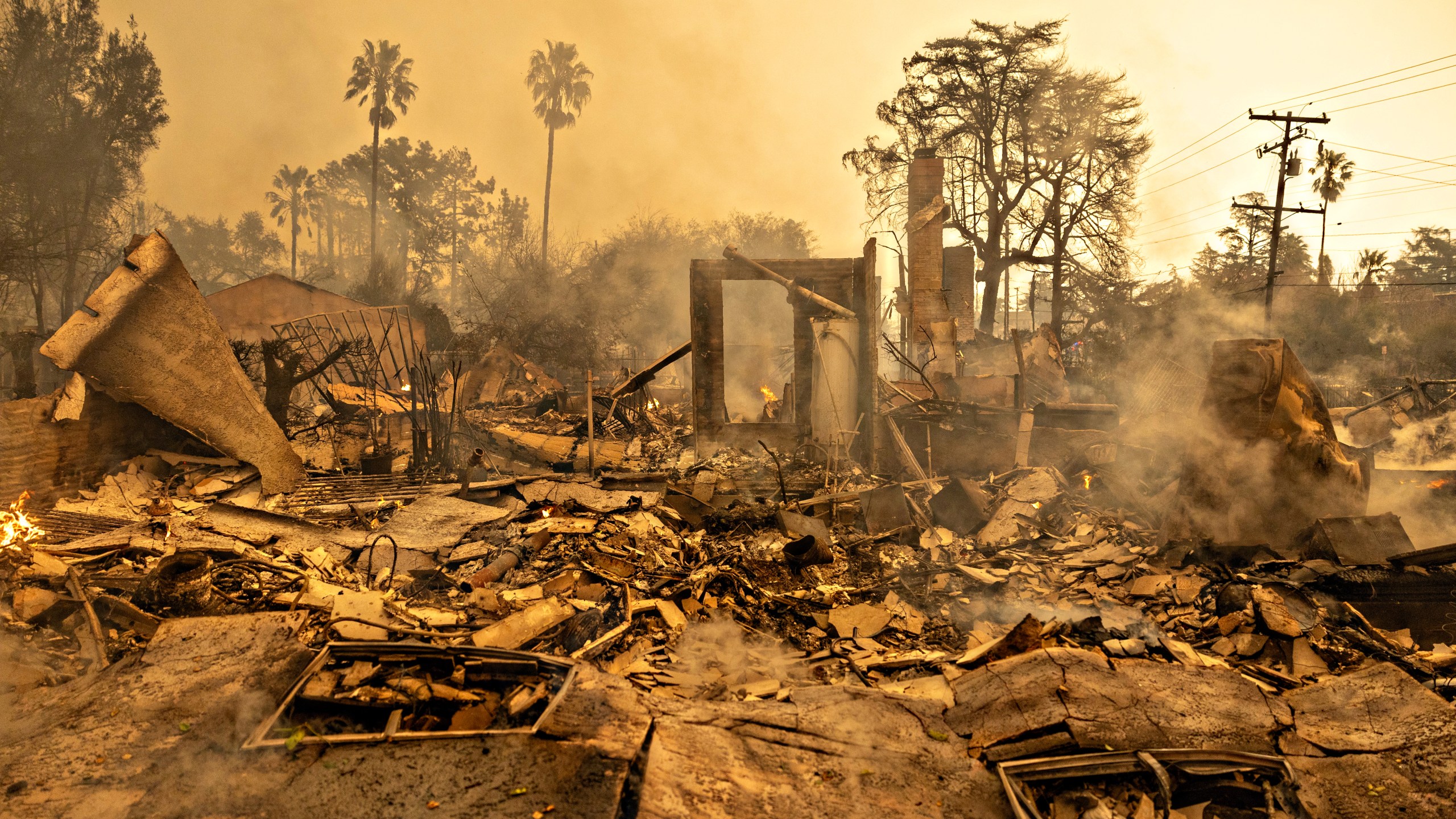 Altadena, CA - January 8: The remains of a home lost in the Eaton fire on Wednesday, Jan. 8, 2025 in Altadena, CA. (Jason Armond / Los Angeles Times via Getty Images)