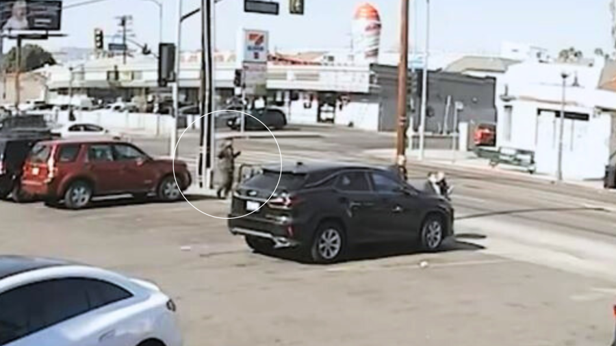 Police are searching for a suspect who stabbed a woman while she was walking in East Hollywood on Jan. 18, 2025. (Los Angeles Police Department)