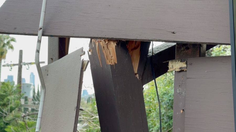 Silver Lake balcony collapse