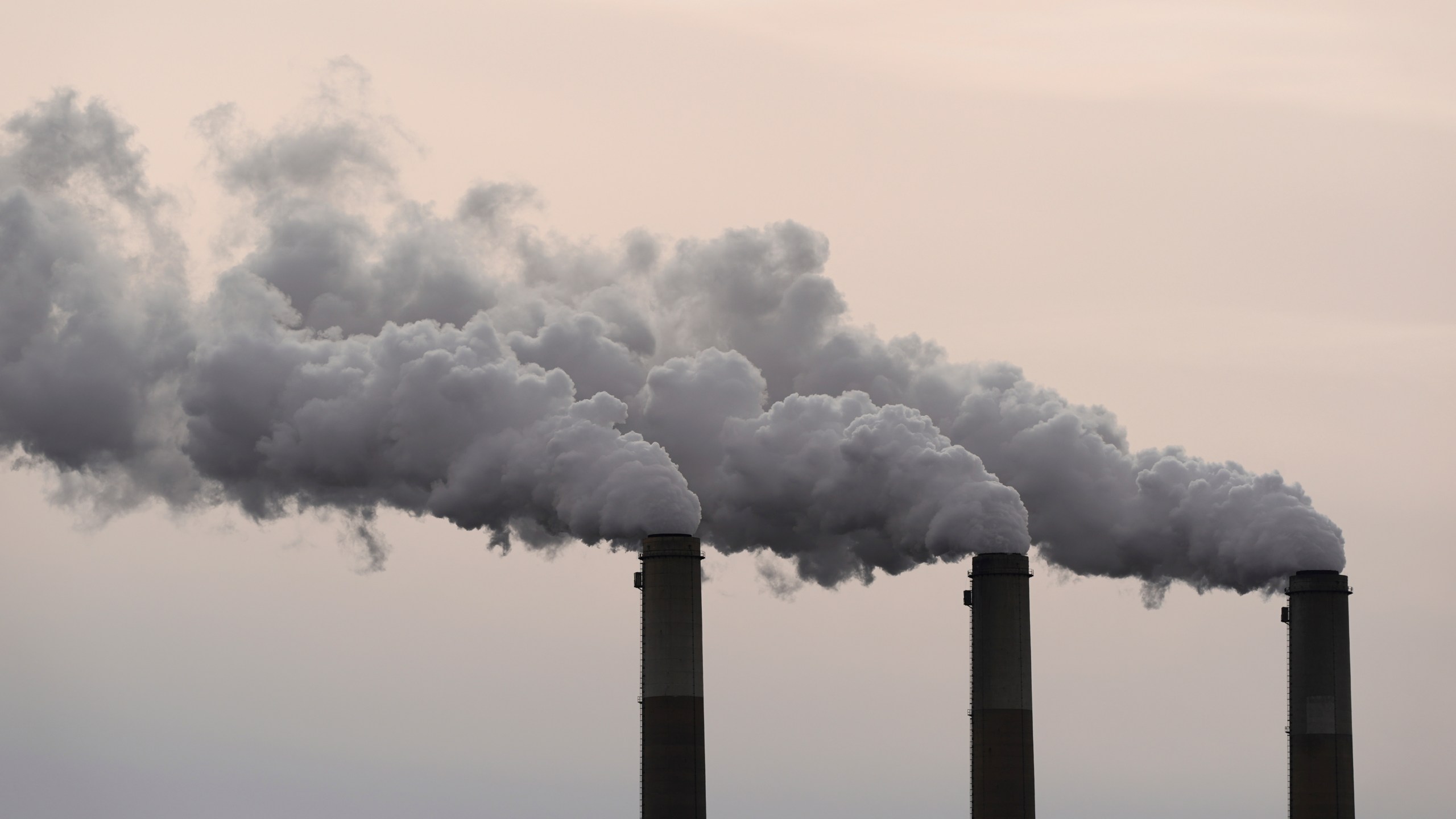 FILE - The Jeffrey Energy Center coal-fired power plant operates near Emmett, Kan., Saturday, Jan. 25, 2025. (AP Photo/Charlie Riedel, File)
