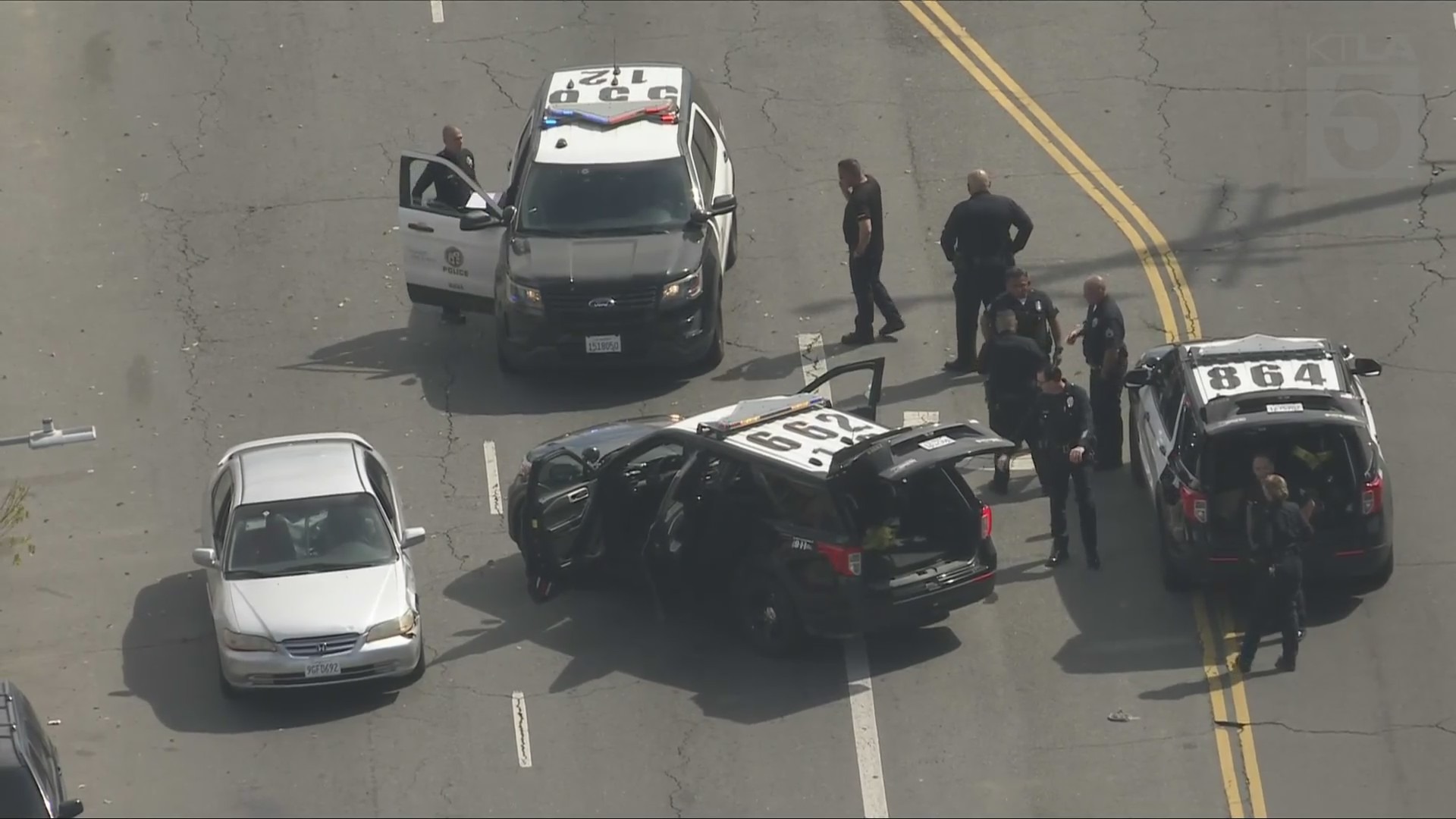 LAPD officers fight suspect
