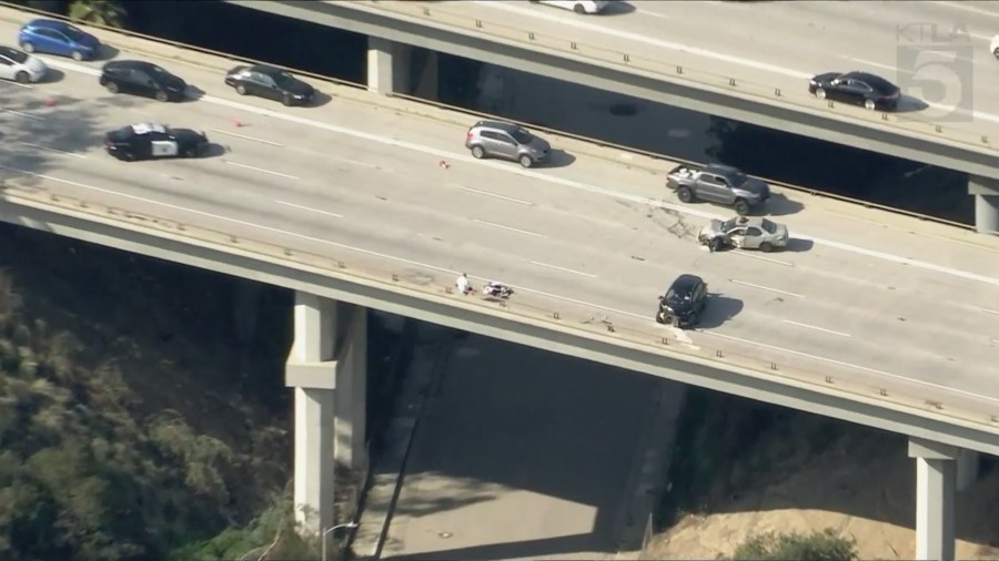 Eagle Rock crash and manhunt