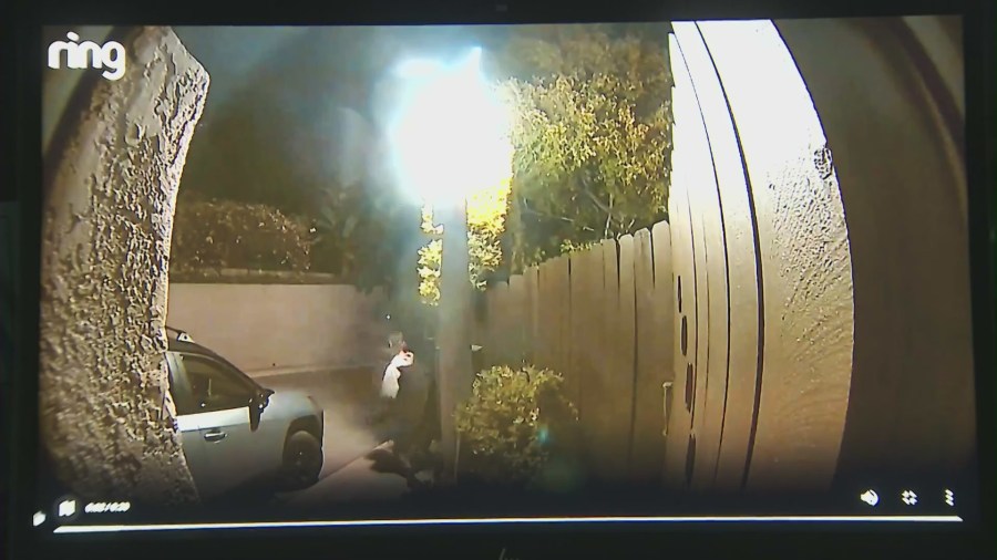 A thief stealing copper wires and leaving an entire neighborhood in Los Feliz in darkness.