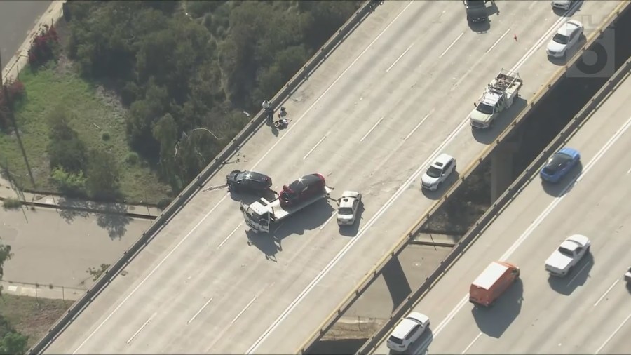 Eagle Rock crash and manhunt