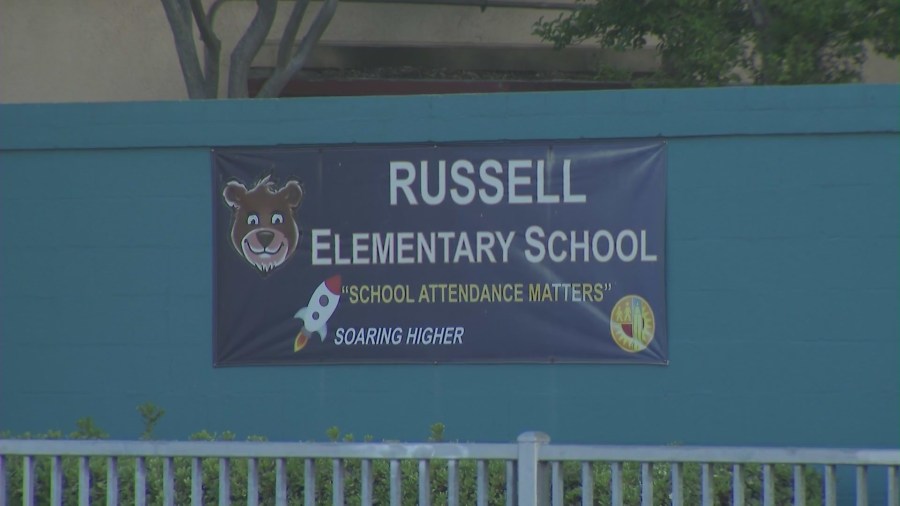 LAUSD federal agents