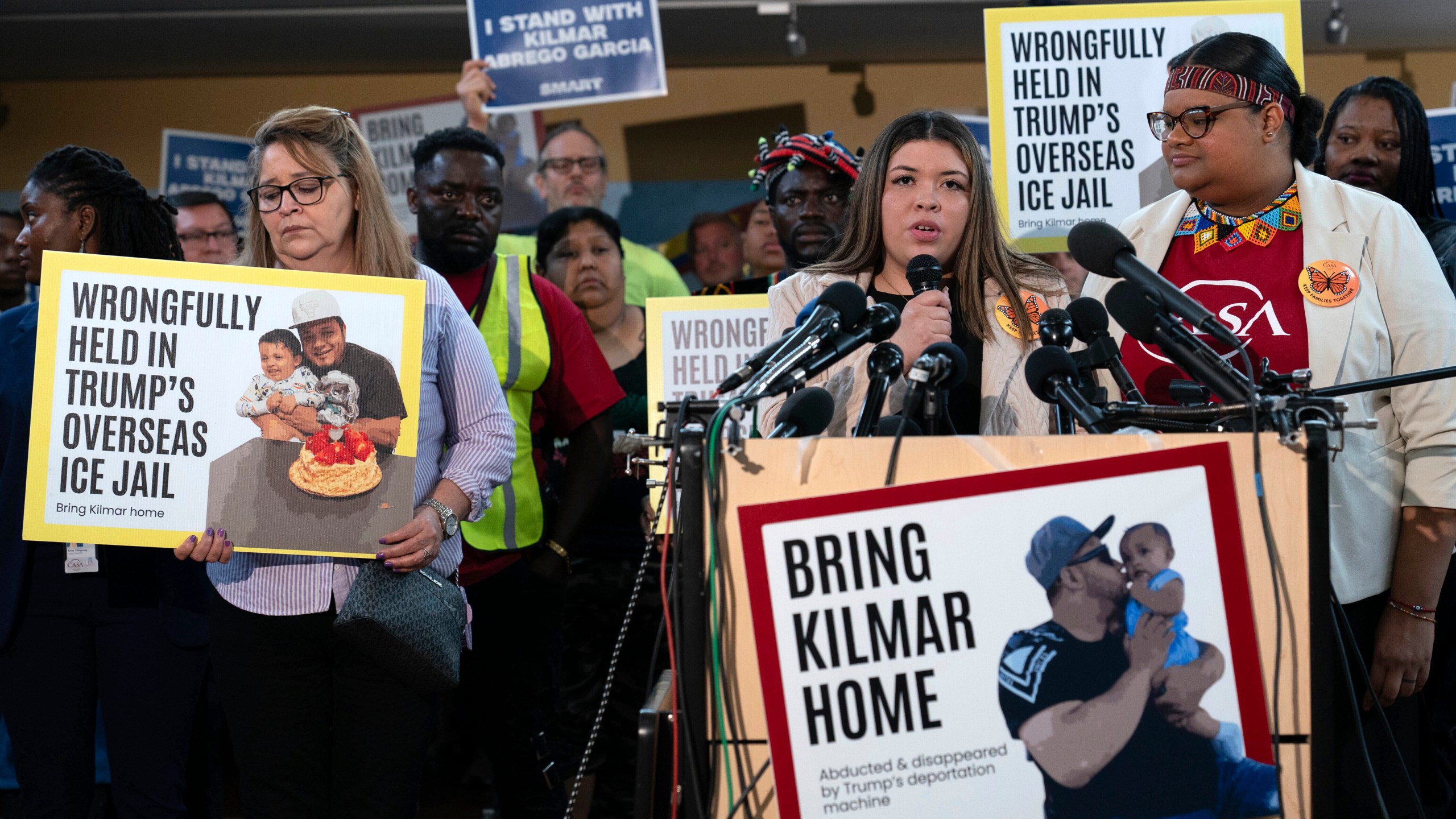 Jennifer Vasquez Sura, the wife of Kilmar Abrego Garcia of Maryland, who was mistakenly deported to El Salvador, speaks during a news conference at CASA's Multicultural Center in Hyattsville, Md., Friday, April 4, 2025. (AP Photo/Jose Luis Magana)