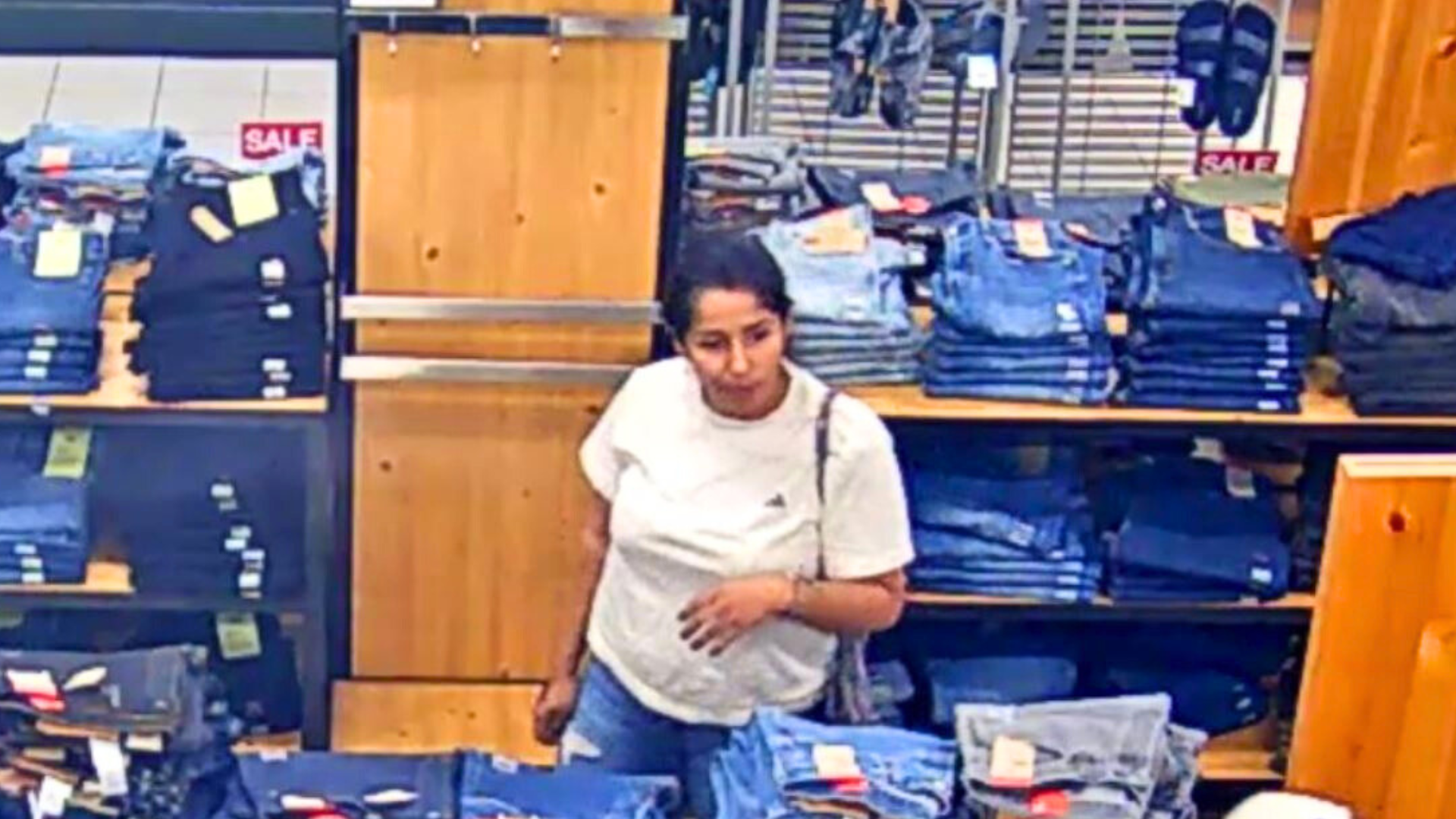 Police are searching for a woman wanted for allegedly stealing over $1,000 worth of jeans from a Kohl’s store in Alhambra. (Alhambra Police department)