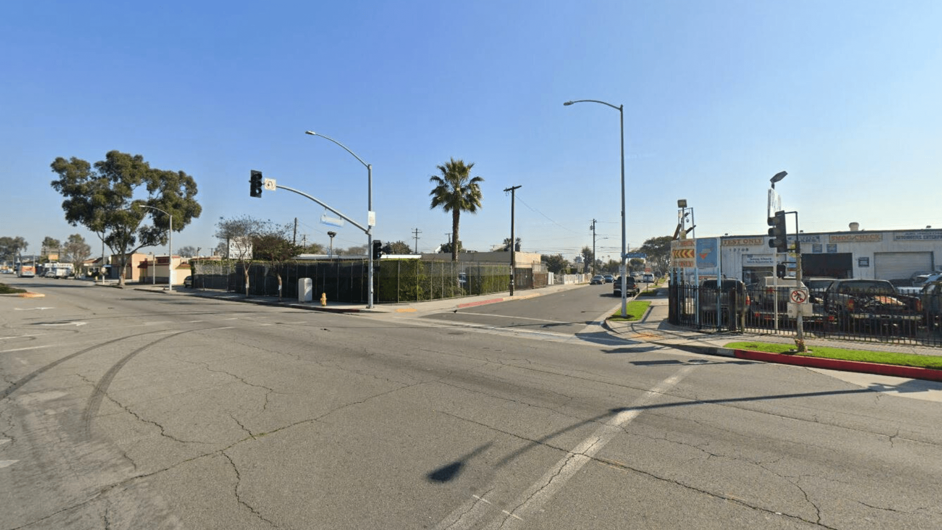 The intersection of Atlantic Avenue and Arlington Avenue in Lynwood. (Google Maps)
