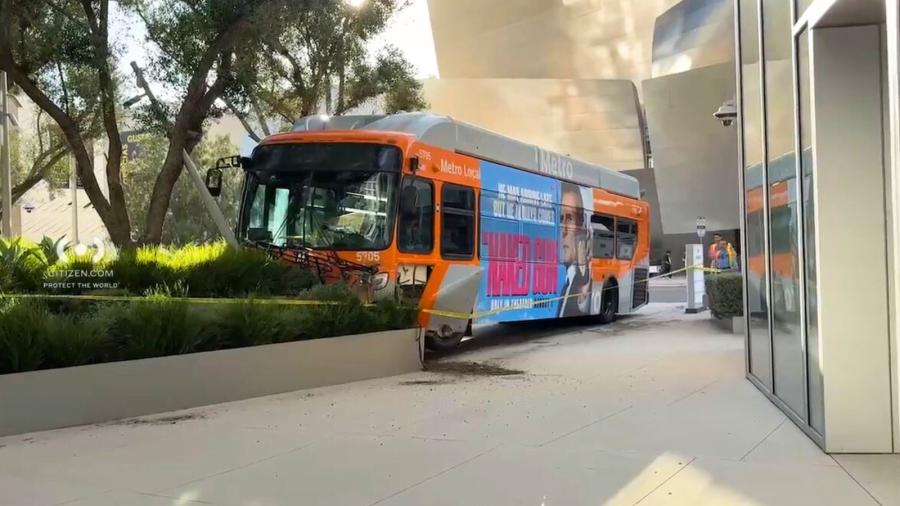 Three people were injured after a multi-vehicle crash involving two Metro buses in downtown Los Angeles on Aug. 20, 2025. (Citizen)