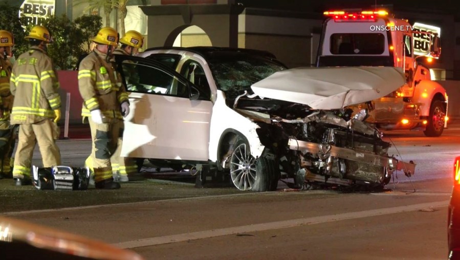 One person was killed in a multi-vehicle crash that shut down the 15 Freeway in Jurupa Valley in Riverside County on Aug. 30, 2025. (OnScene.TV)