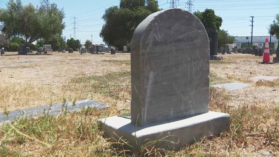 Thieves are continually targeting Woodlawn Cemetery in Compton by stealing and destroying headstones. (KTLA)