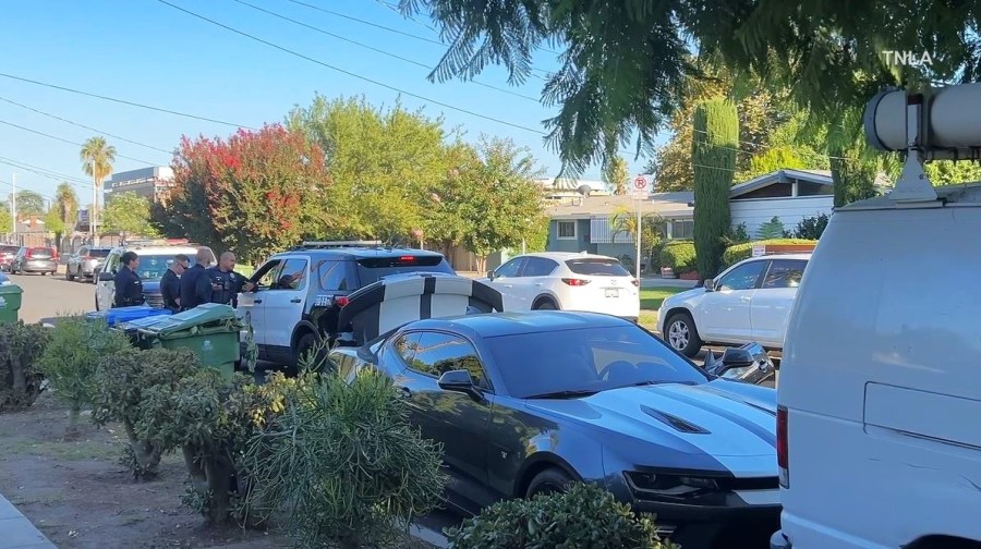 The suspects ditched a reportedly stolen Chevrolet Camaro in a Van Nuys neighborhood after a jewelry store robbery at a Sherman Oaks mall on Sept. 3, 2025. (TNLA)