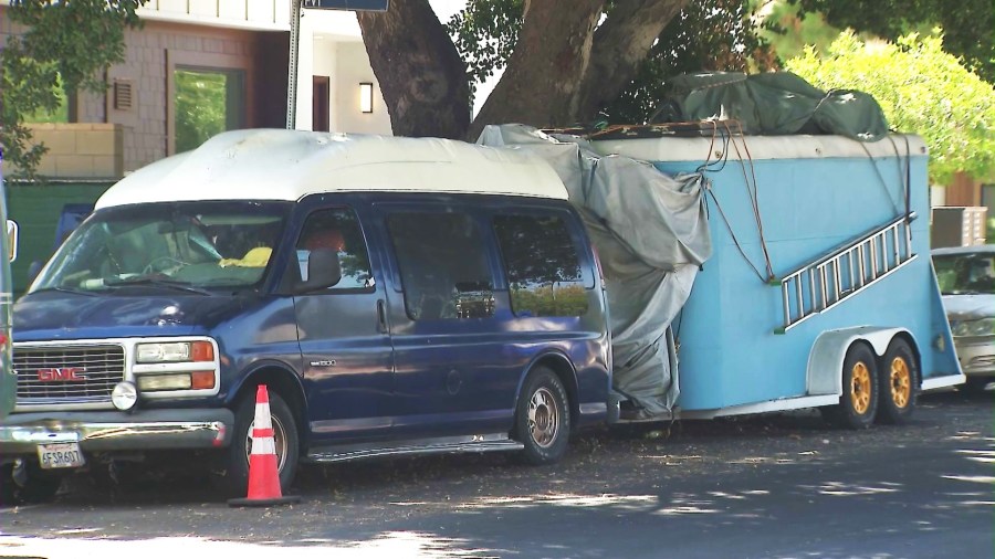 Residents in a Winnetka said a growing number of people living in RVs have taken over the streets, escalating concerns over crime and possible drug activity. (KTLA)