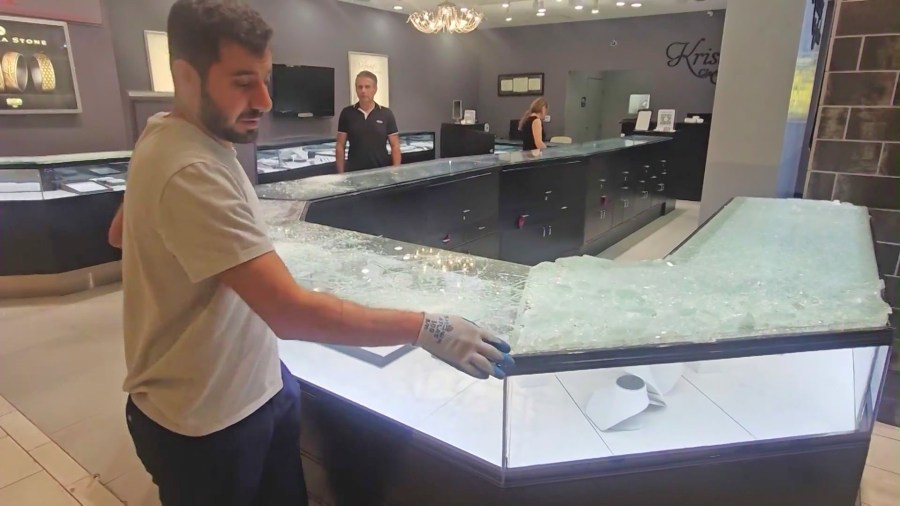 The owner of Kristof's Jewelers installed Ray Tissan's unbreakable glass on all their display cases which deterred the smash-and-grab robbers from accessing the jewelry and merchandise. (KTLA)
