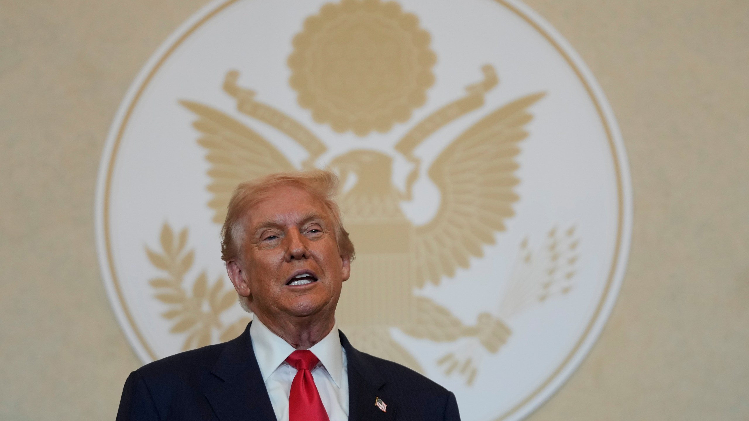President Donald Trump speaks to business leaders at a dinner event in Tokyo, Japan, Tuesday, Oct. 28, 2025. (AP Photo/Mark Schiefelbein)