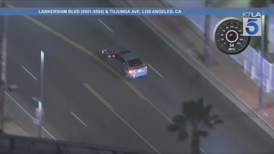 Officers chased a possible DUI suspect who may have been armed in the San Fernando Valley on Oct. 24, 2025. (KTLA)