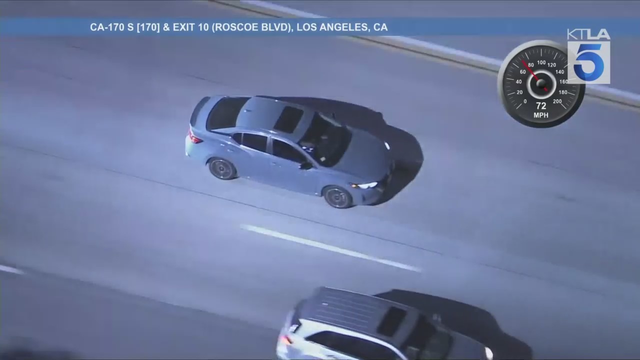 Officers chased a possible DUI suspect who may have been armed in the San Fernando Valley on Oct. 24, 2025. (KTLA)