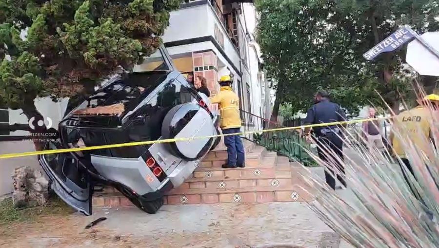 One person was hospitalized after a vehicle crashed into an apartment building in Los Angeles’ Beverly Grove neighborhood on Oct. 25, 2025. (Citizen)